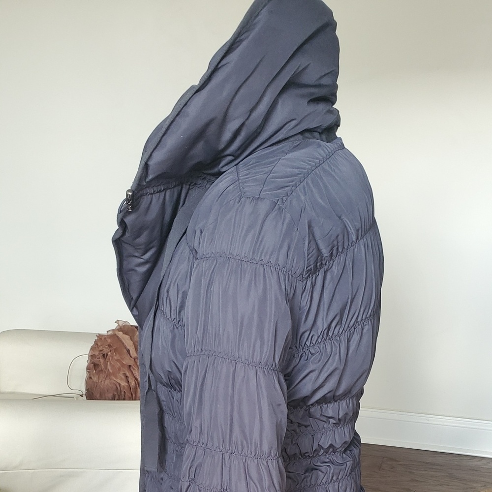 Down filled coat - Picture 3 of 7